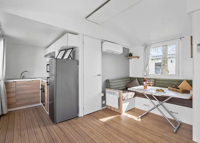 Kemping First Camp Hasmark & *